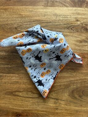 Halloween Large Dog Bandana Pumpkins Ghost Witches Bats Spiders